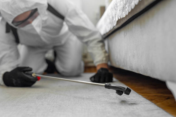 Professional Rodent Control technician working in West Feliciana Parish County, LA